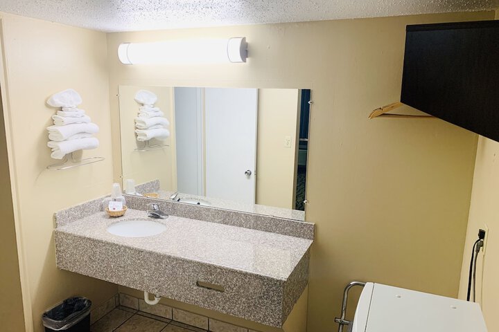 Room 20 of 26