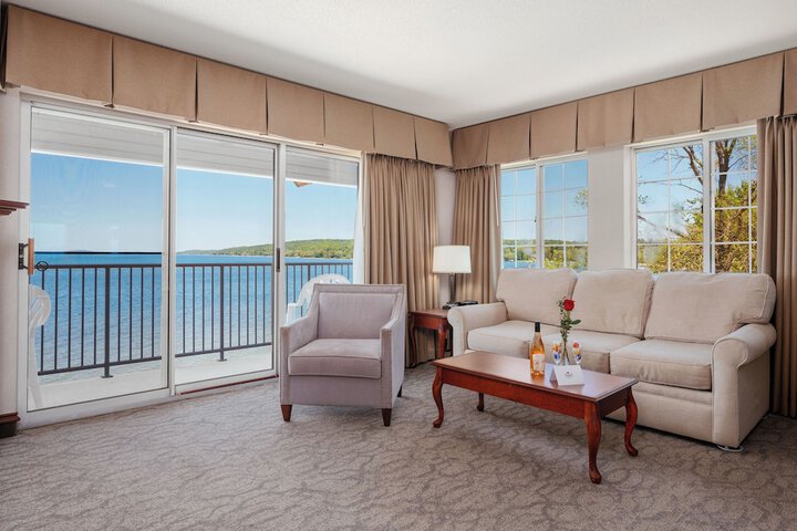 Bayshore Resort
