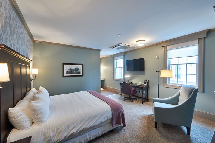Room 33 of 75
