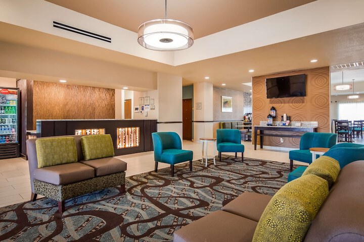 Hotel Interior 6 of 14