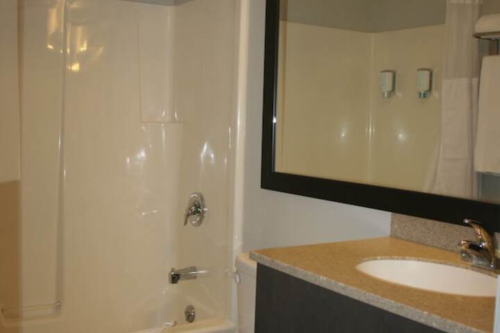 Room 6 of 31