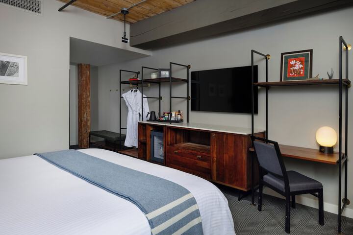 Hewing Hotel