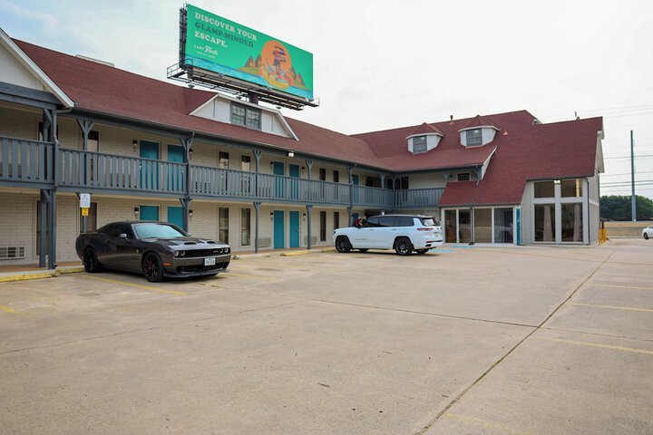Hotel 1 of 31