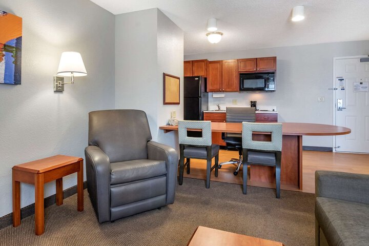 Room 12 of 29