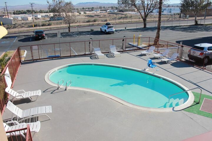 Pool 4 of 38