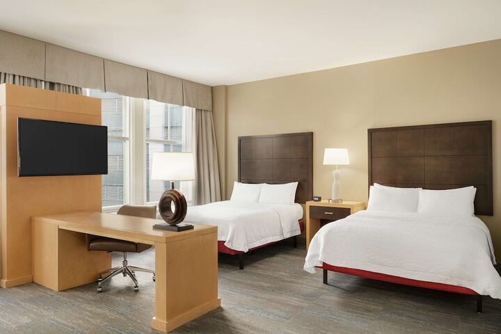 Room 15 of 108