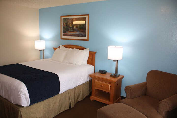 Room 11 of 44