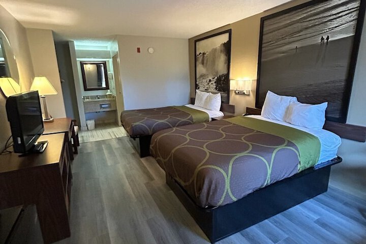 Room 19 of 19