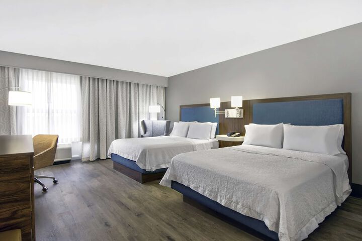 Room 33 of 49