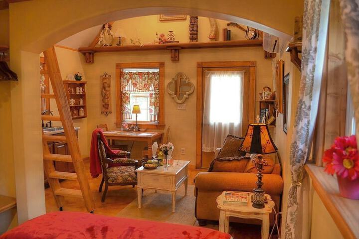 Room 50 of 85