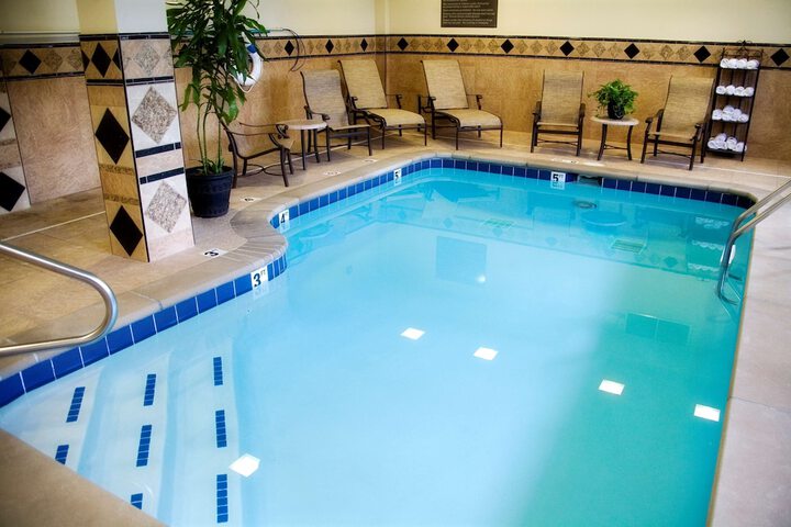 Hampton Inn & Suites Knoxville-Downtown