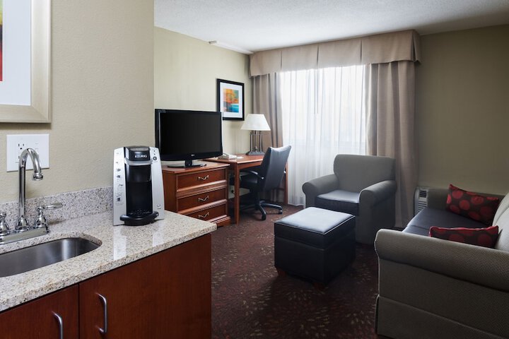 Holiday Inn Cincinnati-Riverfront by IHG