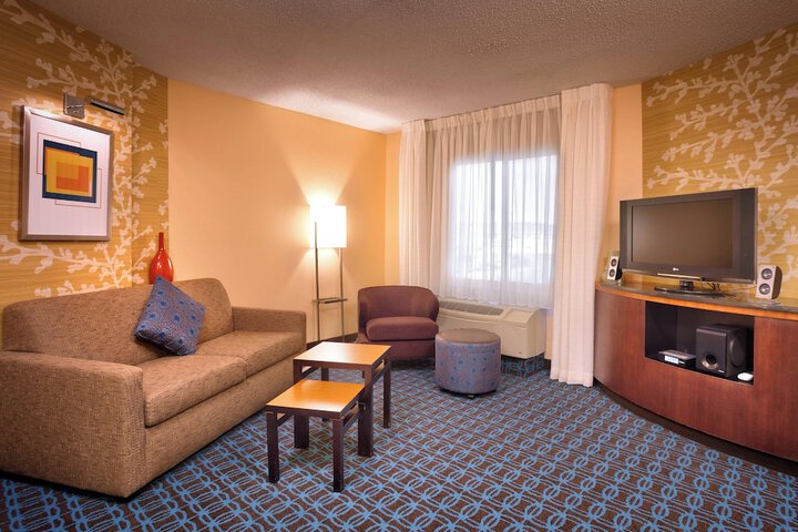Room 16 of 22