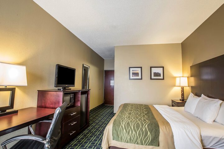 Room 15 of 24