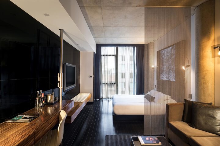 Room 40 of 63