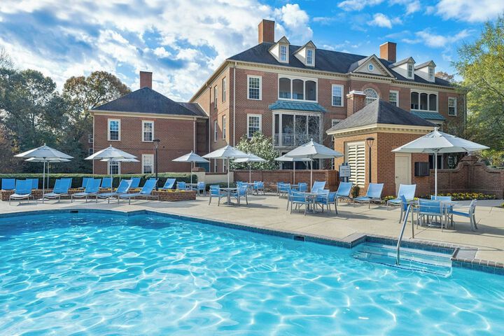 Marriotts Manor Club at Ford's Colony