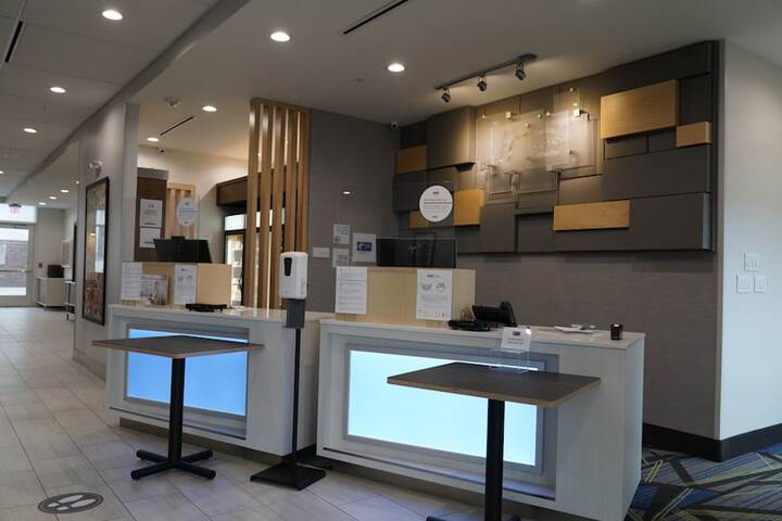 Hotel Interior 12 of 49