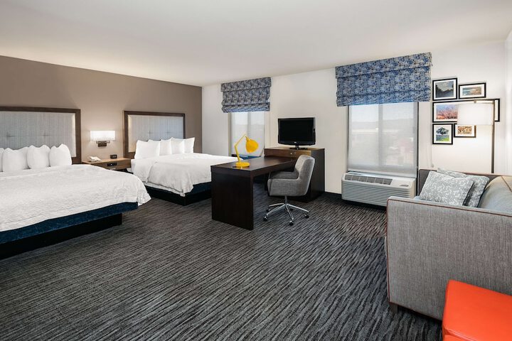 Room 16 of 39