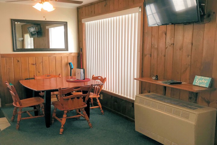 Room 113 of 152