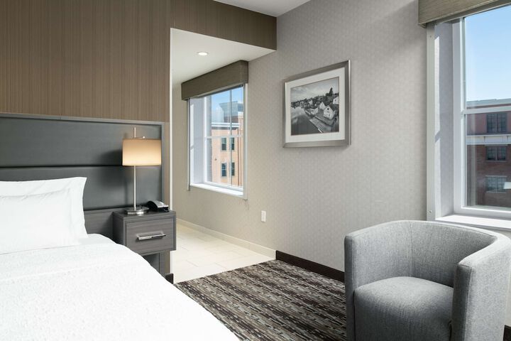 Room 45 of 63