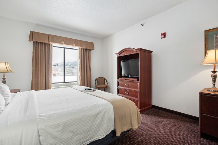 Room 14 of 37