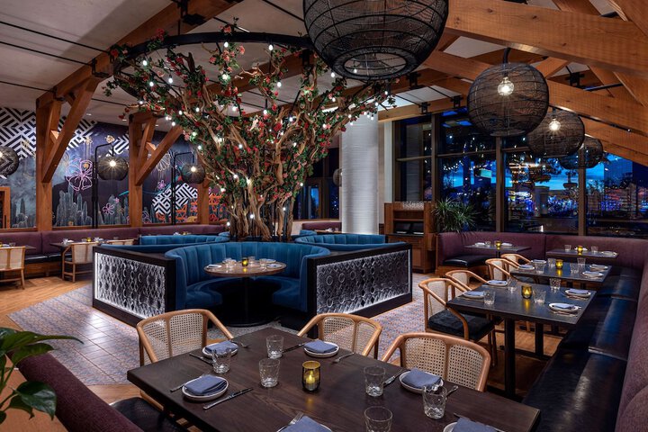 Dining 53 of 126