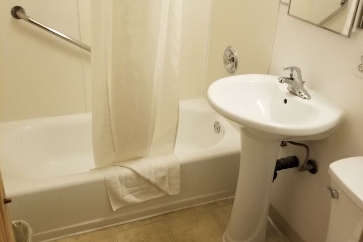Room 112 of 229
