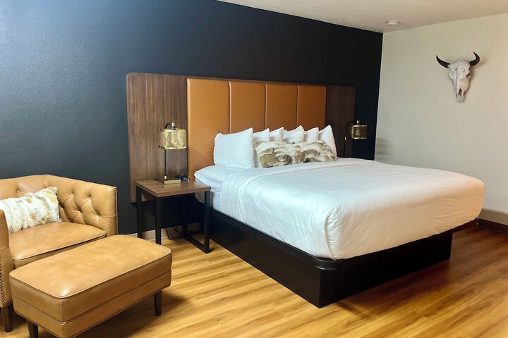 Room 38 of 84