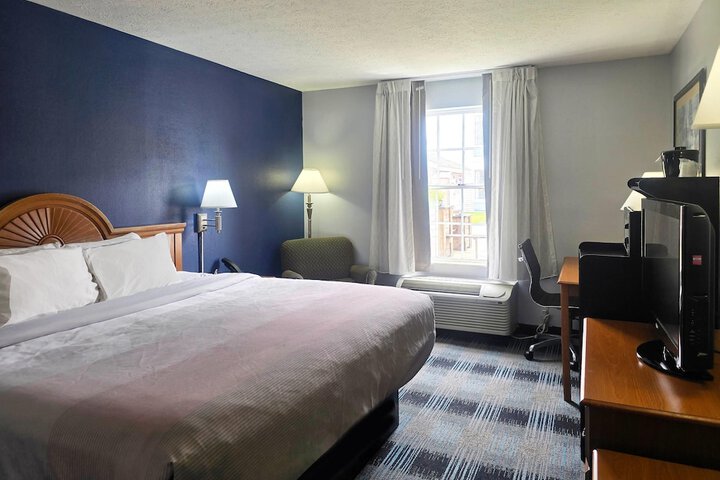 Quality Inn Dublin I-81