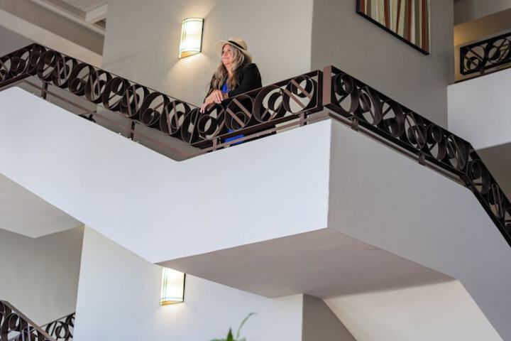 Hotel Interior 52 of 161