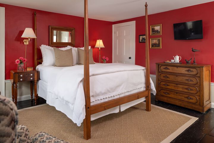 Room 52 of 121