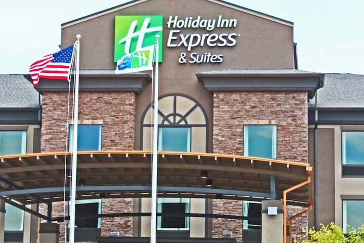 Holiday Inn Express & Suites Glasgow by IHG