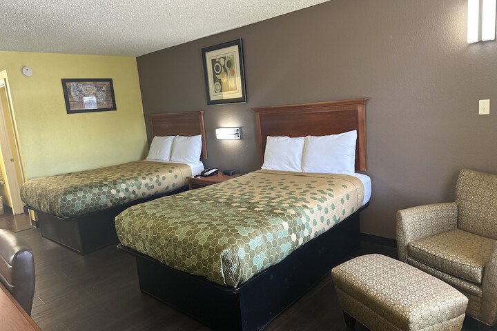 Room 14 of 29