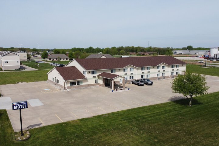 Budgetinn & Suites