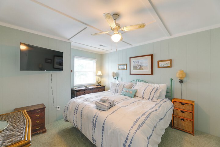 2 Mi to Beach: Gem w / Enclosed Patio in Selbyville