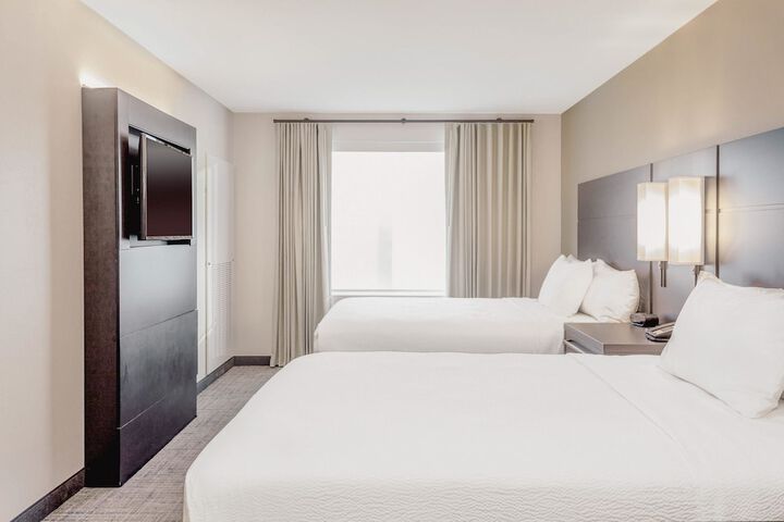 Room 54 of 77
