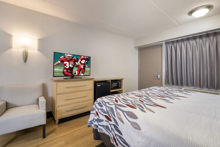 Room 16 of 36