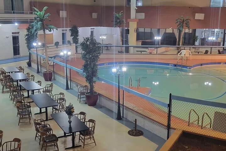 Pool 7 of 20