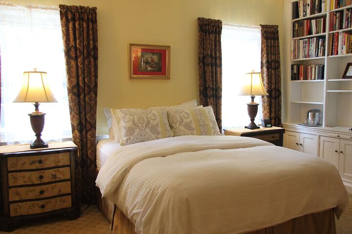 Room 165 of 235