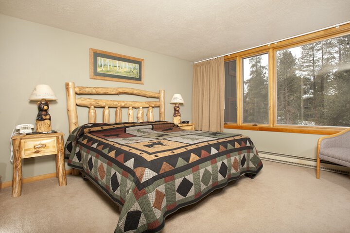 Evergreen Condominiums by Vail Resorts