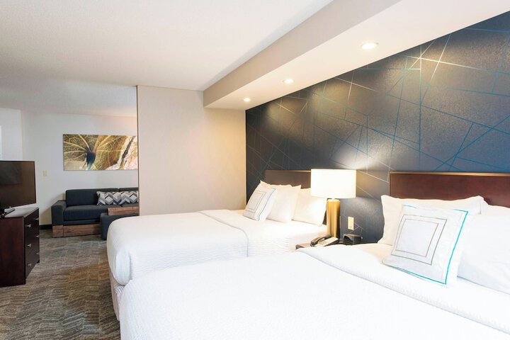 Room 12 of 20