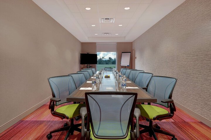 Home2 Suites by Hilton Lakewood Ranch