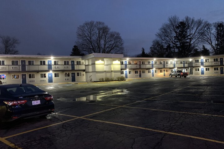 Motel 6 North Olmsted OH - Cleveland