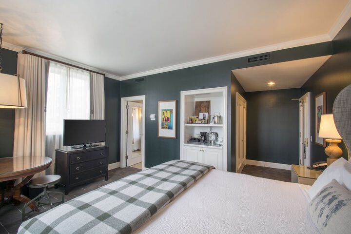 Room 36 of 68