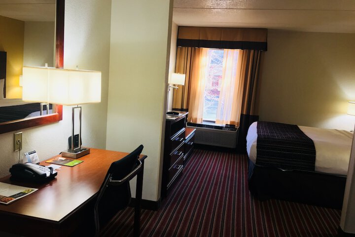 Room 18 of 26