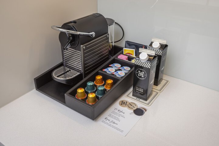 Breakfast/Coffee Service 92 of 110