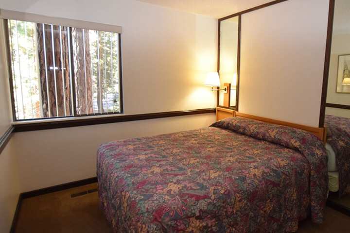 Room 15 of 27
