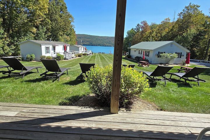 Lake View Motel