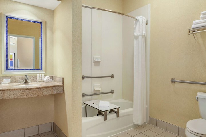 Homewood Suites by Hilton Oakland-Waterfront