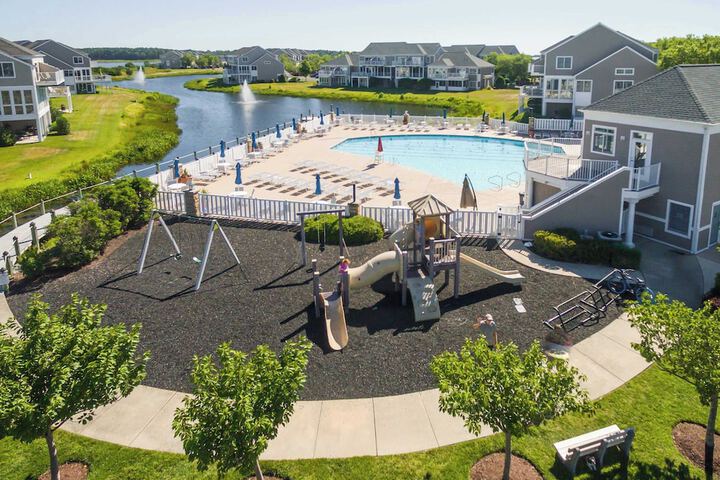 Whale of a Time Waterfront Stay for 10 With Resort-style Amenities
